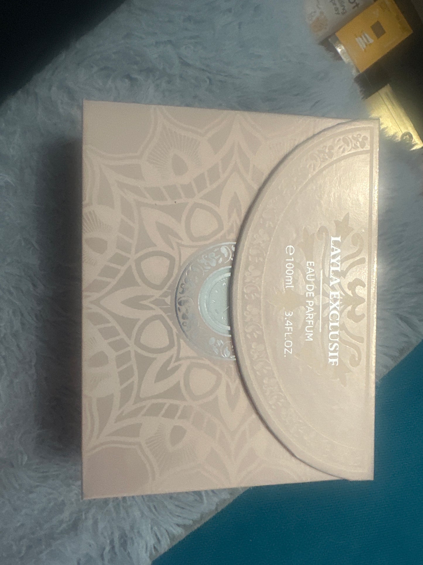 Perfum jasny